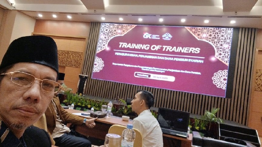 Dr Moh Faizal Dosen Kampus STEBIS IGM