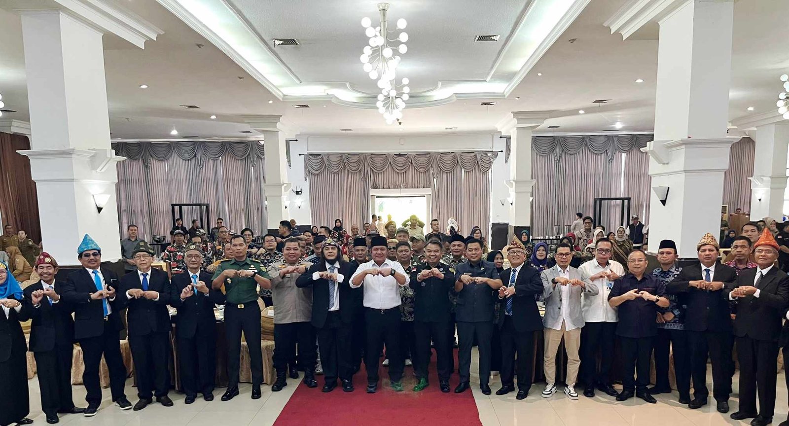 Salam sinergi Sultan Iskandar bersama peserta