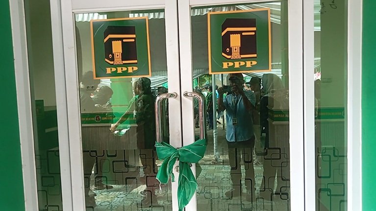 Geruduk Kantor Sendiri, GPK Sumsel Segel DPW PPP dan Ultimatum Hentikan Muswil X