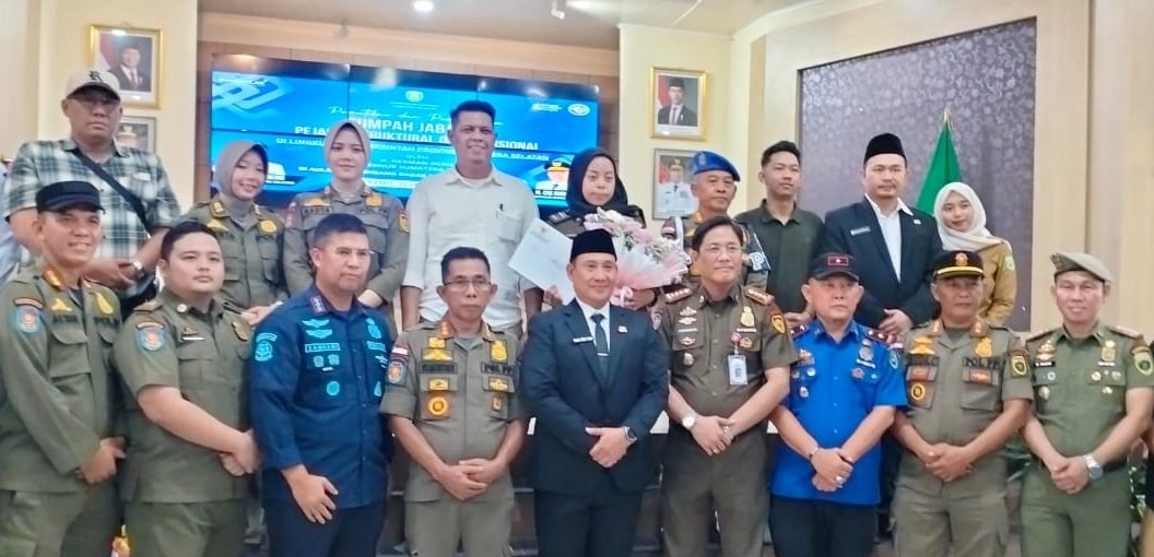 Herman Deru Lantik Maha Resi Tama sebagai Kepala Satpol PP Sumsel, Tegaskan Penegakan Humanis, Profesional, dan Inovatif