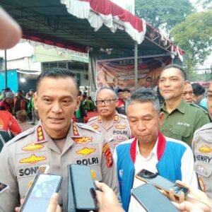 “Agustus Terang Benderang”, Kapolda Sumsel Hadirkan Kepedulian untuk Ojol yang Berjuang di Jalan